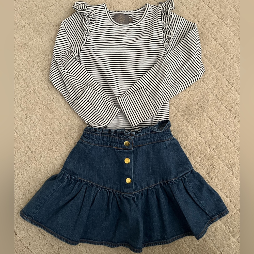 Girls skirt set